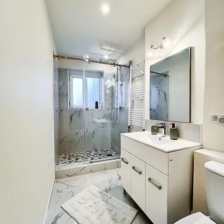 La Teatru - 2bd Near Theatre And Old Town Brașov