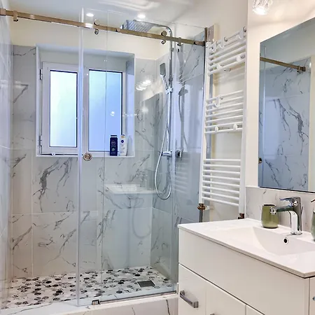 Apartment La Teatru - 2bd Near Theatre And Old Town