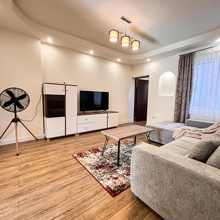 La Teatru - 2bd Near Theatre And Old Town Apartament Braszów