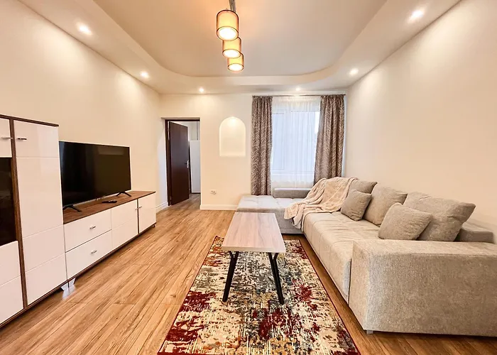 La Teatru - 2bd Near Theatre And Old Town Apartament